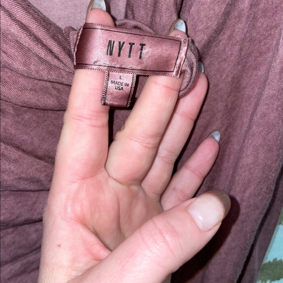 NYTT dusty rose colored blouse with swoop open back - Picture 7 of 7